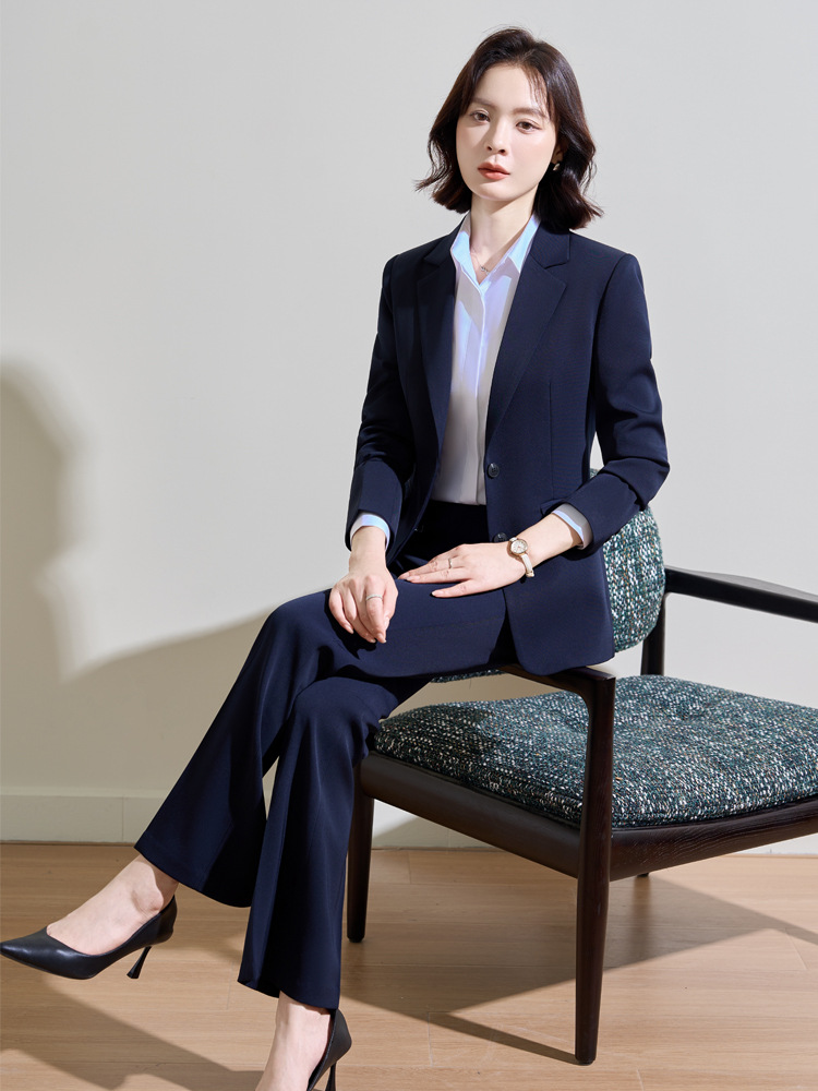 Women Formal Wear For Interview - Setelan profesional warna biru dongker untuk