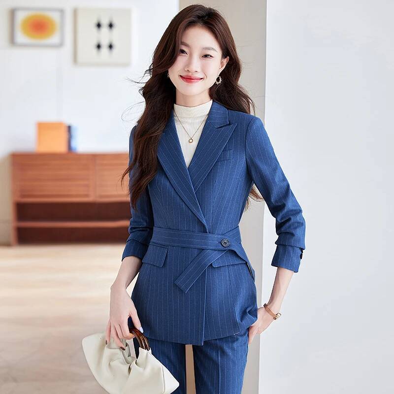Women Formal Wear For Interview - Setelan Celana Formal Bergaris Elegan dari